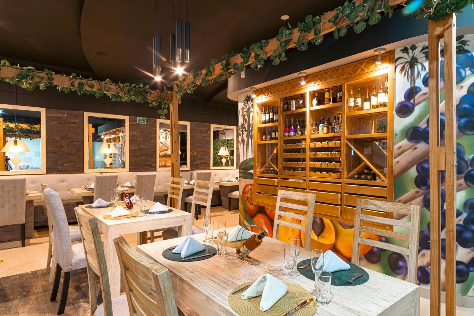 Hotel El Aeropuerto San Jose del Guaviare Ngoại thất bức ảnh