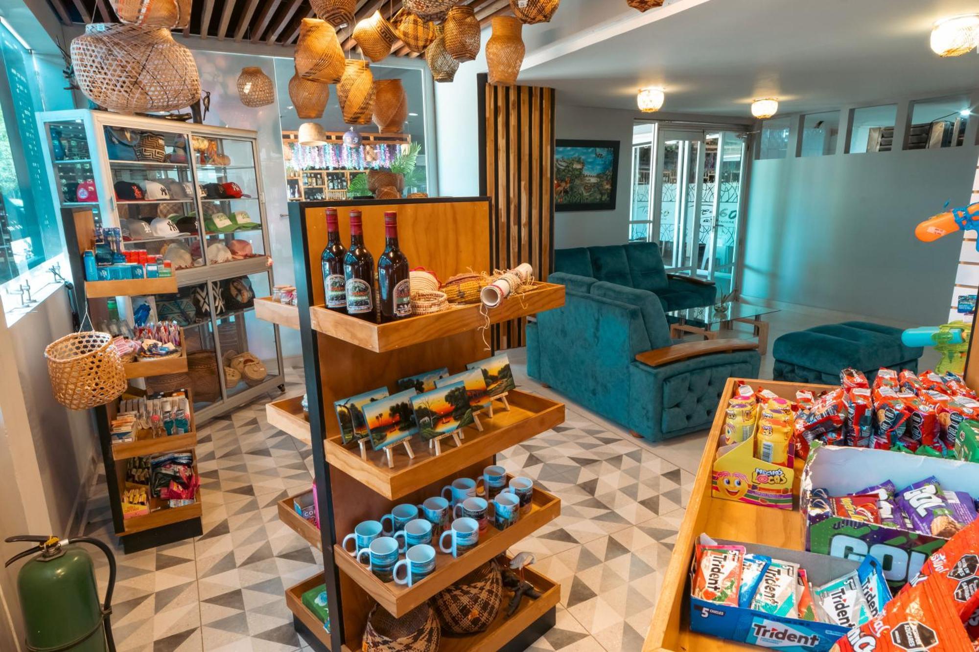 Hotel El Aeropuerto San Jose del Guaviare Ngoại thất bức ảnh