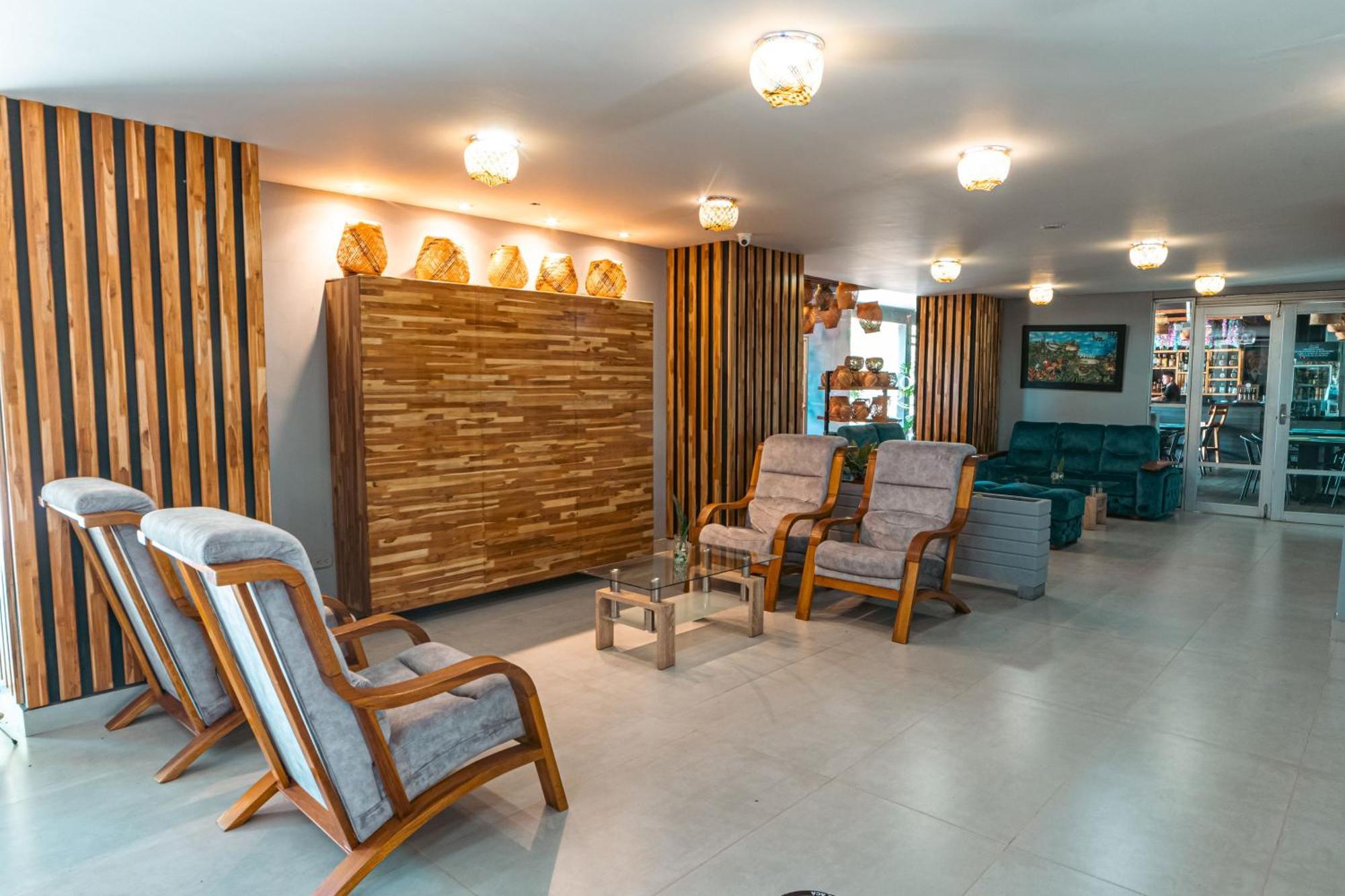 Hotel El Aeropuerto San Jose del Guaviare Ngoại thất bức ảnh